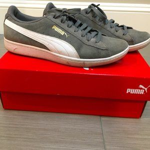 Puma Sneakers